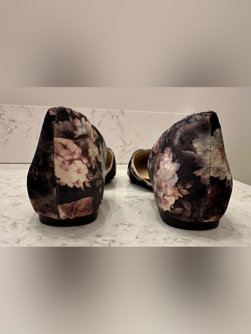 CL by Laundry Hiromi Black Floral Print Velvet D'Orsay Flats 6.5 - Picture 8 of 12